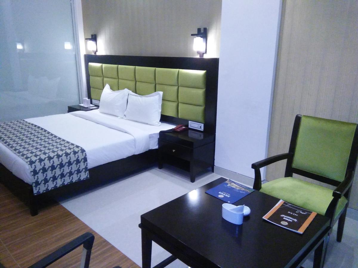 Silver Estate Resort Tikamgarh Екстериор снимка